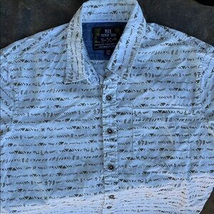 MBX Men's Casual White Patterned Button Down Shirt